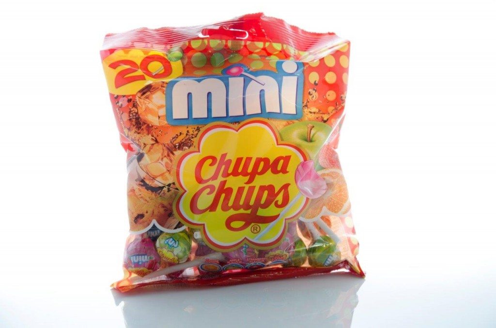 2015-10-27-Aus-Versehen-Vegan-Halloween-Candy_DSC6000-c-PETA-D